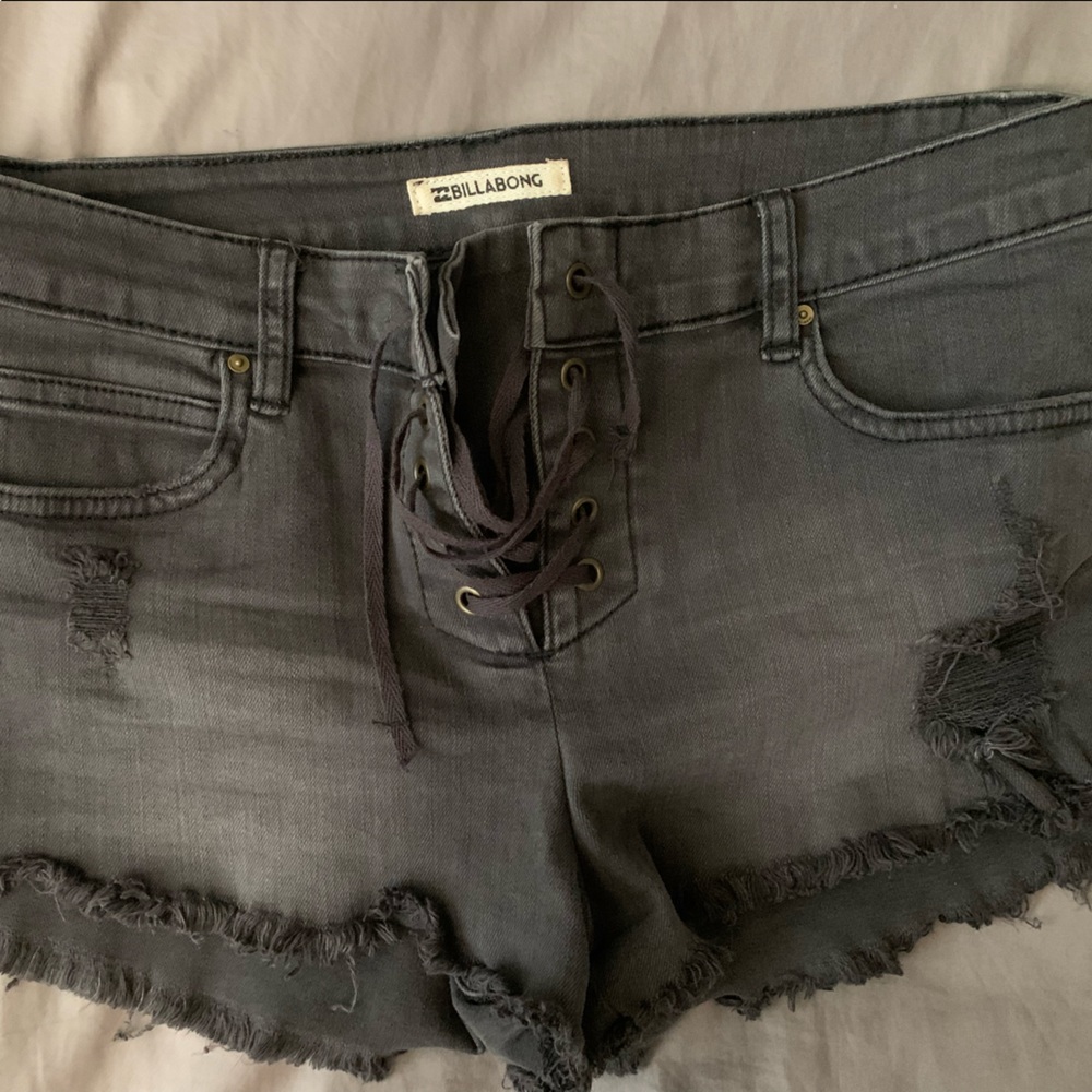 Billabong shorts